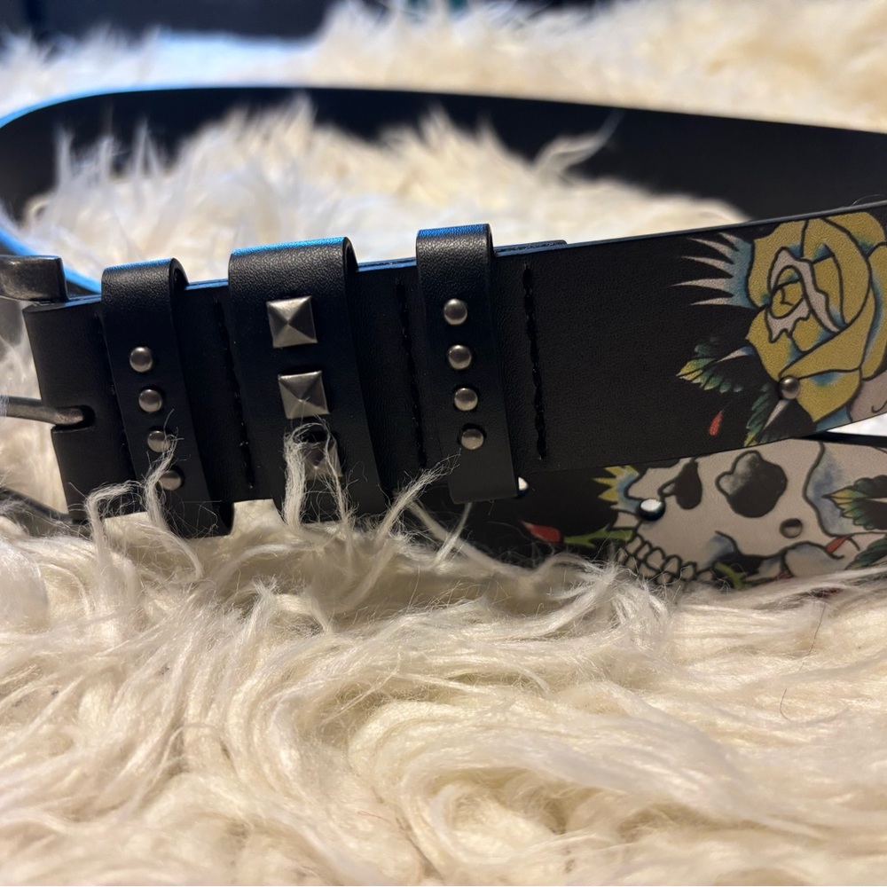 Ed Hardy Black and Yellow Belt Bag with Iconic Design